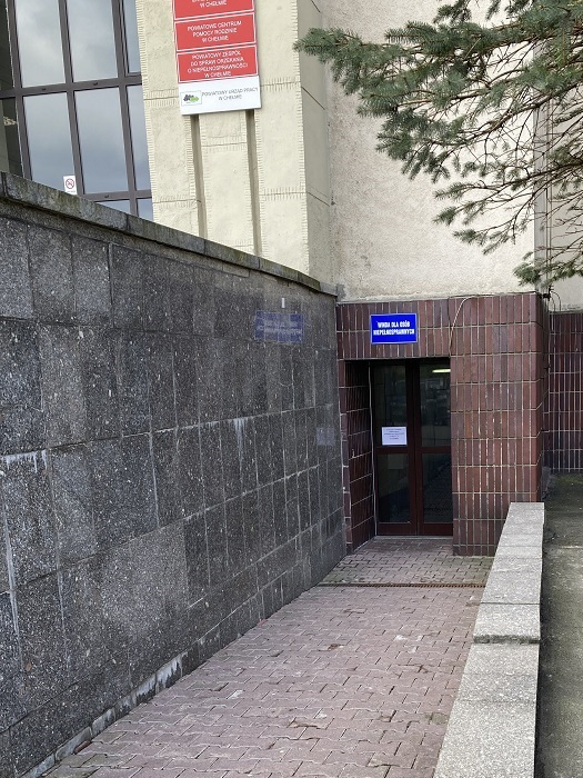 Winda dla osób niepełnosprawnych w budynku delegatury Wojewódzkiego Inspektoratu Inspekcji Handlowej w Chełmie